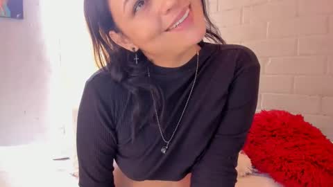 Nataly independent model dont forget to leave your like that will help me grow as a model online show from 30, 9, 2025