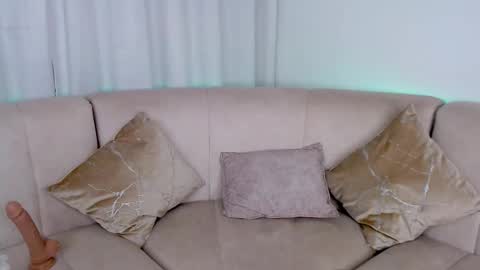 Nathalia    online show from 8, 3, 2025