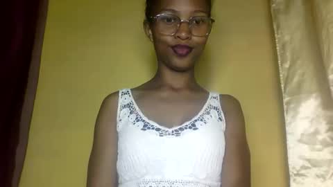 nathalie004 online show from 12, 9, 2025