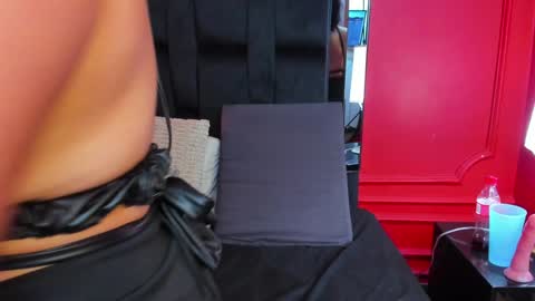 Snapshot of nathalie_rossel chatting on 14, 1, 2025 nathalie rossel online show from 14, 1, 2025
