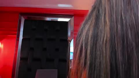 Snapshot of nathalie_rossel chatting on 4, 3, 2025 nathalie rossel online show from 4, 3, 2025