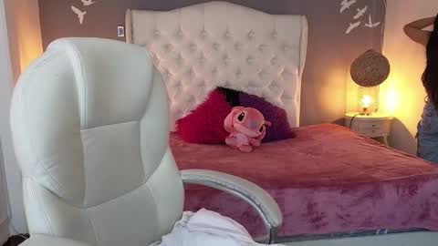 Snapshot of nathaly_blue chatting on 3, 12, 2024 nathaly_blue online show from 3, 12, 2024