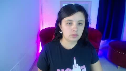 Snapshot of nathaly_low chatting on 17, 6, 2026 nathaly low online show from 17, 6, 2026