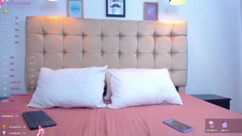 Snapshot of nathaly_rose__ chatting on 12, 2, 2025 nathaly_rose__ online show from 12, 2, 2025