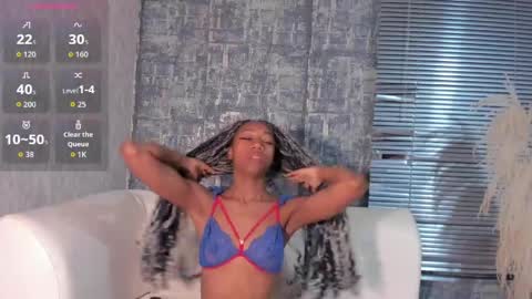 Snapshot of nathalyleen chatting on 3, 5, 2026 online show from 3, 5, 2026