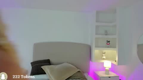 NATHALY  online show from 18, 12, 2025