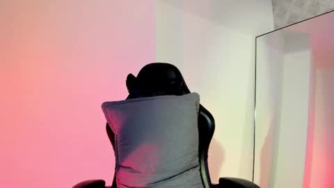 nathan_baker__ online show from 28, 11, 2025