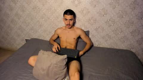 nathan_baker__ online show from 30, 11, 2025