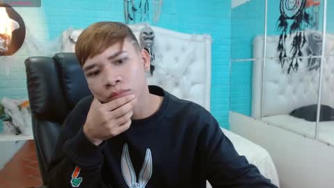 nathanclay online show from 2, 11, 2025