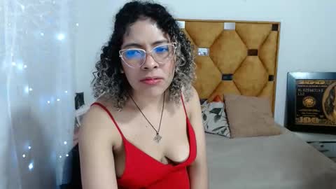 Snapshot of nathy_voyeur chatting on 19, 3, 2026 nathy_voyeur online show from 19, 3, 2026