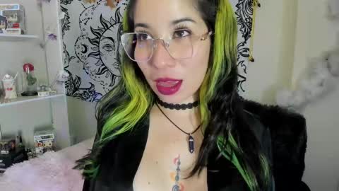 Snapshot of natsuki_09 chatting on 23, 9, 2025 Nat online show from 23, 9, 2025