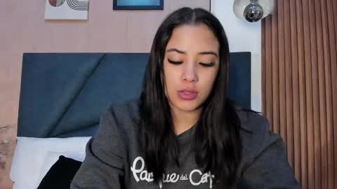 NATTASHA BROWN  online show from 8, 1, 2026