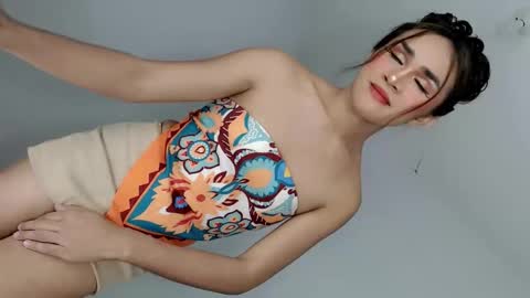 Snapshot of nattayah chatting on 4, 6, 2026 Nathalie smith online show from 4, 6, 2026