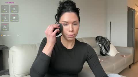 NATTY FIERROS online show from 13, 1, 2026