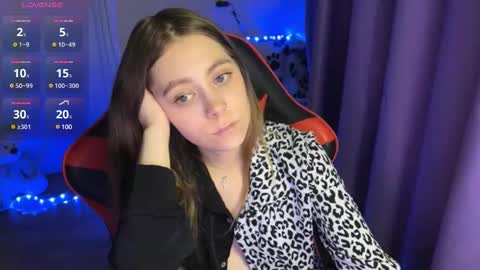 natural_babe666 online show from 6, 3, 2025