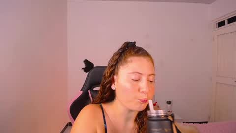 natural_ginger5 online show from 15, 4, 2026