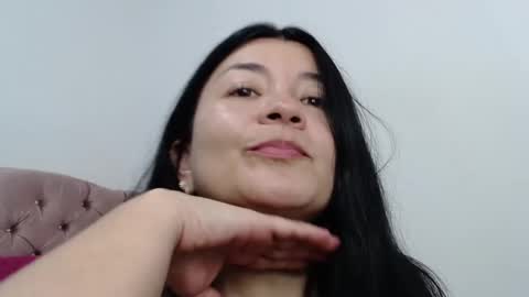 Snapshot of naturally_mature chatting on 9, 1, 2025 Sammy online show from 9, 1, 2025