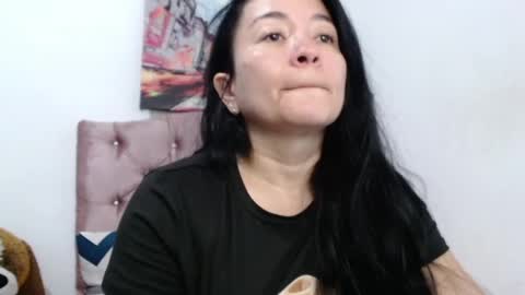 Snapshot of naturally_mature chatting on 13, 5, 2026 Sammy online show from 13, 5, 2026