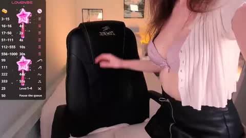 Snapshot of naturelly chatting on 18, 2, 2026 Melisa FOLLOW ME online show from 18, 2, 2026