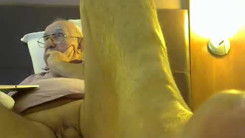 naturistmale81 online show from 31, 1, 2026