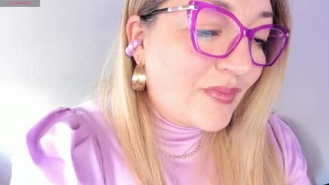 Snapshot of naty__mature_ chatting on 5, 5, 2026 Nataly online show from 5, 5, 2026