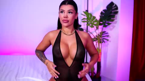 Naty online show from 12, 9, 2025