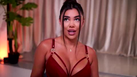 Snapshot of natydesiree chatting on 2, 8, 2026 Naty online show from 2, 8, 2026