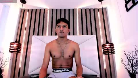 natzuki_ online show from 12, 2, 2026