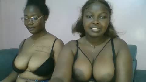 naughti_garlie online show from 28, 3, 2026