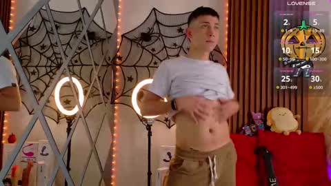 Christopher  Chris online show from 6, 10, 2025