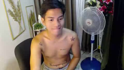 naughty_angelo online show from 17, 4, 2026