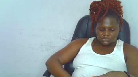 Snapshot of naughty_bitch0 chatting on 12, 5, 2026 Jasmin online show from 12, 5, 2026