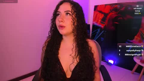 Snapshot of naughty_butt chatting on 15, 11, 2025 Megan online show from 15, 11, 2025