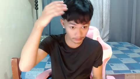 Snapshot of naughty_cy chatting on 27, 7, 2026 itzme cyril online show from 27, 7, 2026