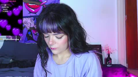 Em  please help me reach 100 thumbs up 3 online show from 11, 12, 2024