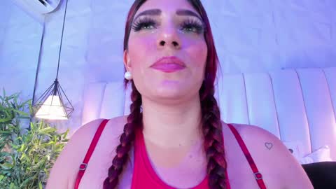 Snapshot of naughty_flower18 chatting on 5, 12, 2024 Flor online show from 5, 12, 2024