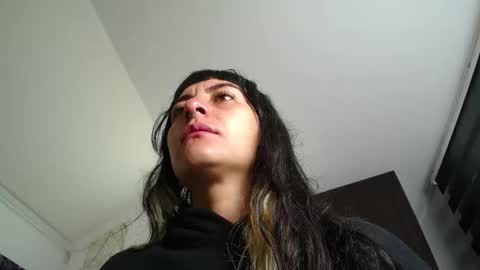 Snapshot of naughty_kittenm chatting on 17, 12, 2025 Kitten online show from 17, 12, 2025