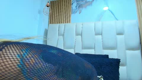 Snapshot of naughty_kittenm chatting on 23, 4, 2026 Kitten online show from 23, 4, 2026