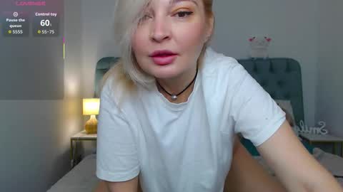 Snapshot of naughty_milena chatting on 3, 12, 2025 Milena online show from 3, 12, 2025