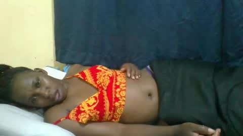 Snapshot of naughty_slender2 chatting on 8, 9, 2025 jn online show from 8, 9, 2025