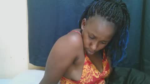 Snapshot of naughty_slender2 chatting on 10, 10, 2025 jn online show from 10, 10, 2025