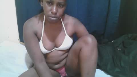 Snapshot of naughty_slender2 chatting on 16, 11, 2025 jn online show from 16, 11, 2025