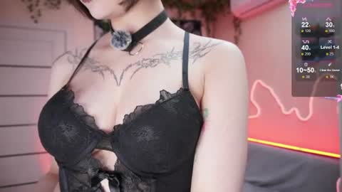 Snapshot of naughty_sparkle chatting on 19, 6, 2026 Alexa online show from 19, 6, 2026