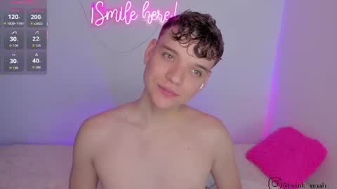 Snapshot of naughty_twink_ chatting on 17, 6, 2026 Noah online show from 17, 6, 2026