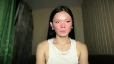 naughty_yuuna online show from 28, 4, 2026