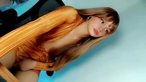 Snapshot of naughtybella_ chatting on 16, 1, 2025 bella online show from 16, 1, 2025