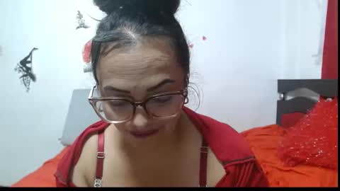 Snapshot of naughtygoddesss chatting on 29, 10, 2025 naughtygoddesss online show from 29, 10, 2025
