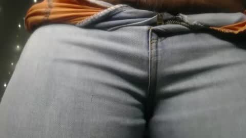 Snapshot of naughtyhotsquirt chatting on 4, 10, 2025 Kimberly online show from 4, 10, 2025