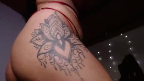 Snapshot of naughtyhotsquirt chatting on 24, 10, 2025 Kimberly online show from 24, 10, 2025