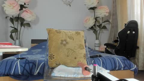 Snapshot of naughtylov3 chatting on 24, 1, 2025 Cassie - online show from 24, 1, 2025